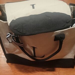 TOTE... INITIAL 'L' Black & White Tote